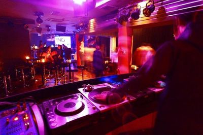 美國JBL PRX800W 鼎力打造翡麗音樂酒吧